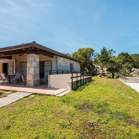 House In With Free Parking Holiday home