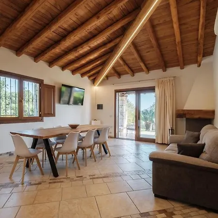 House In With Free Parking * Porto Cervo